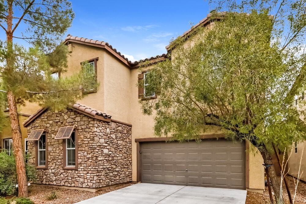 10945 Florence Hills St - Photo 4 of 17