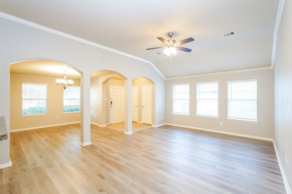 1710 Leafhopper Ln - Photo 5 of 16