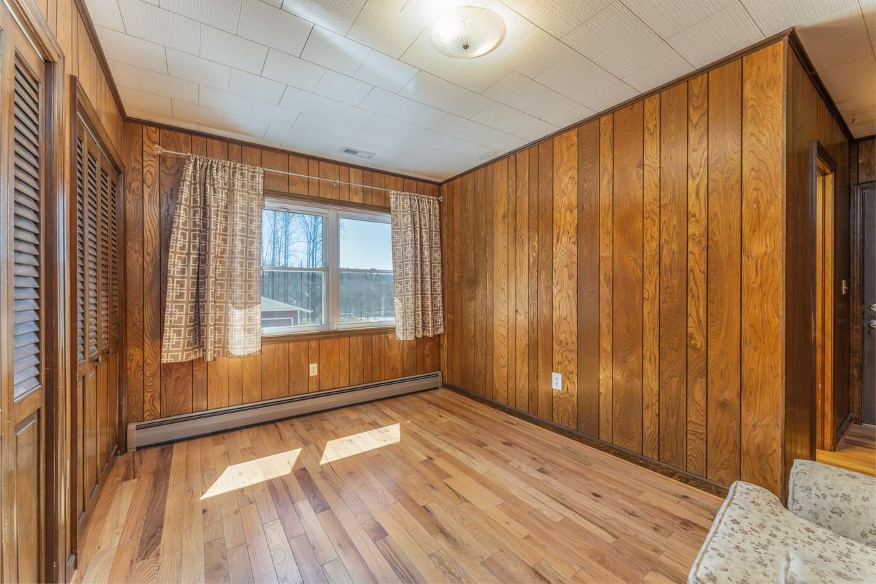 443 Selica Rd - Photo 2 of 33