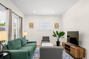 1215 N Warman Ave - Photo 1 of 1