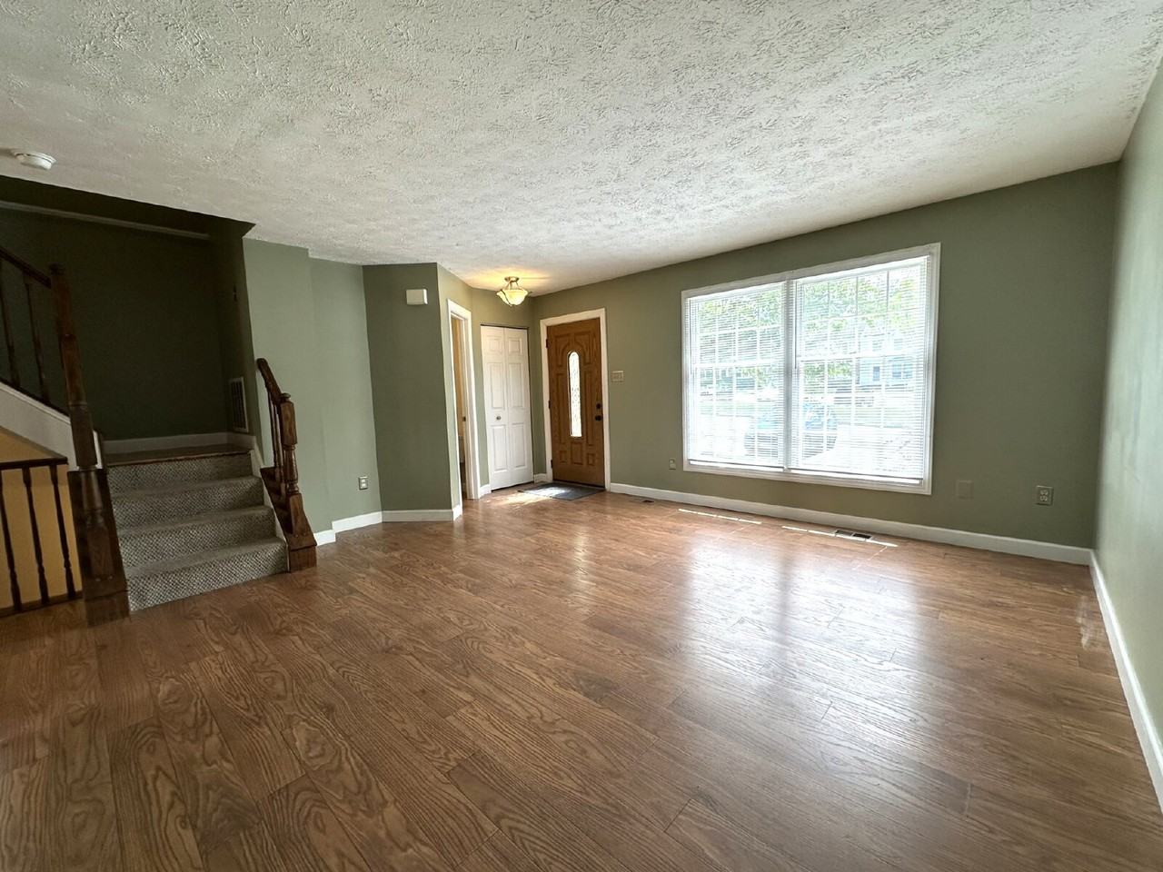 6168 S Steamboat Way - Photo 2 of 13