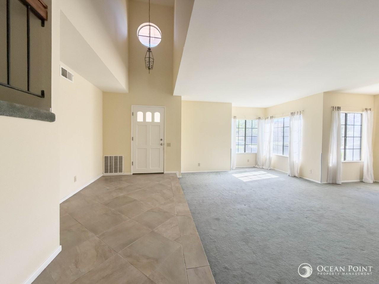 12659 Hillside Dr - Photo 2 of 24