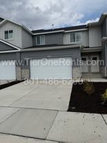 2075 E Canyonlands Ln - Photo 1 of 1