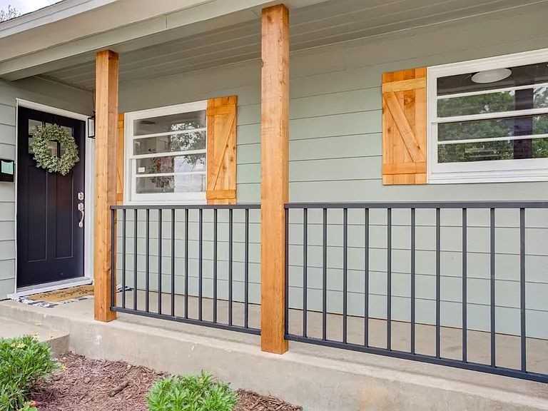 4013 46th St - Photo 2 of 11