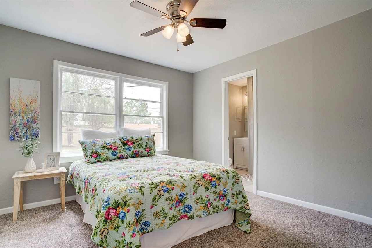 4013 46th St - Photo 6 of 11