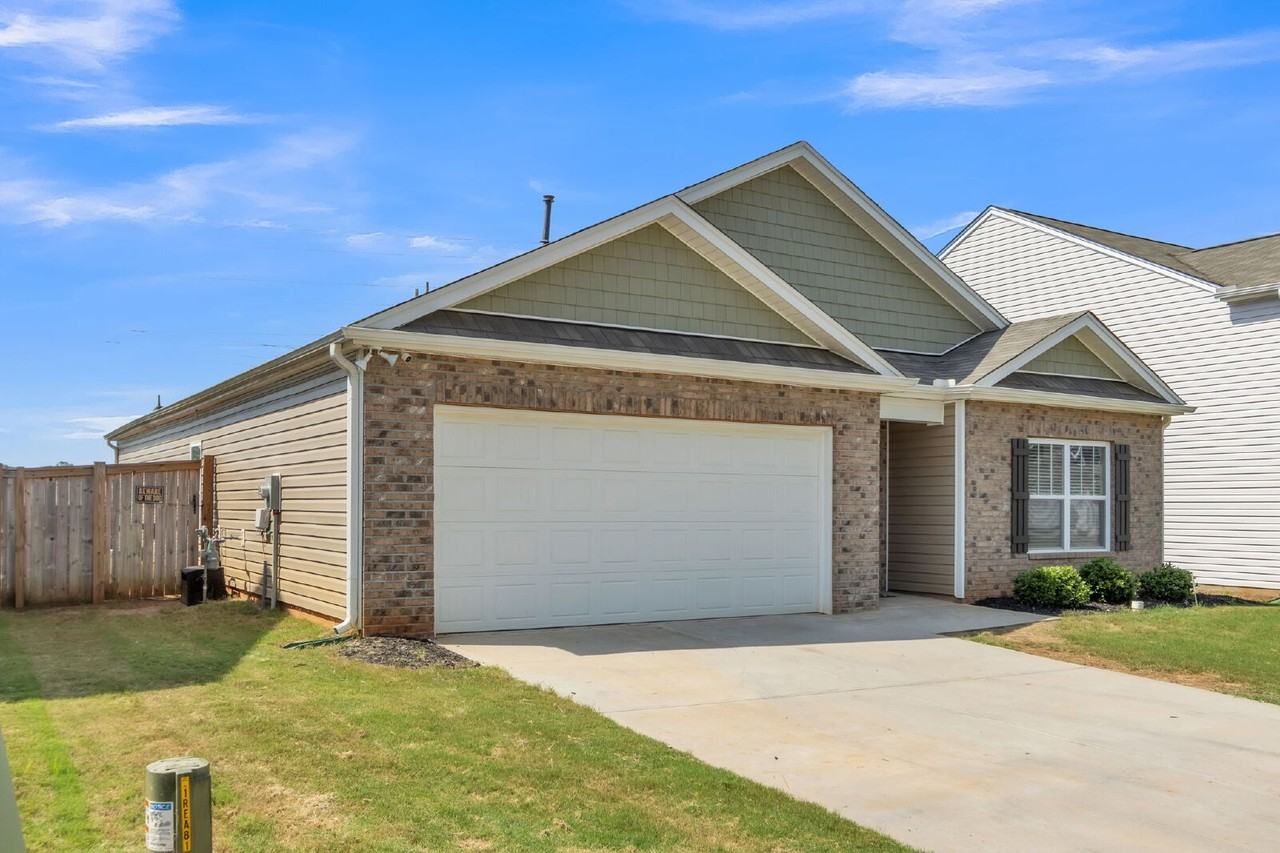 115 Milldale Dr - Photo 2 of 28