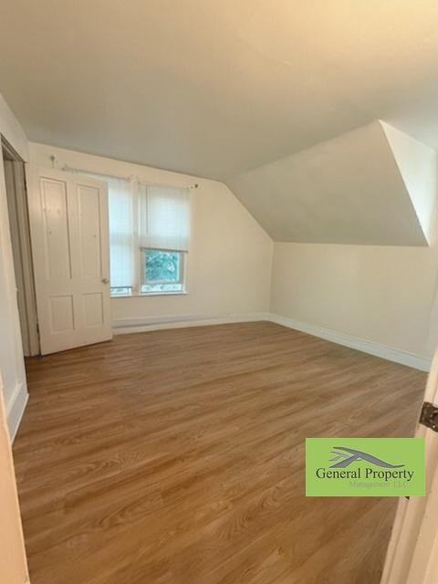 908 1/2 Water St - Photo 6 of 8