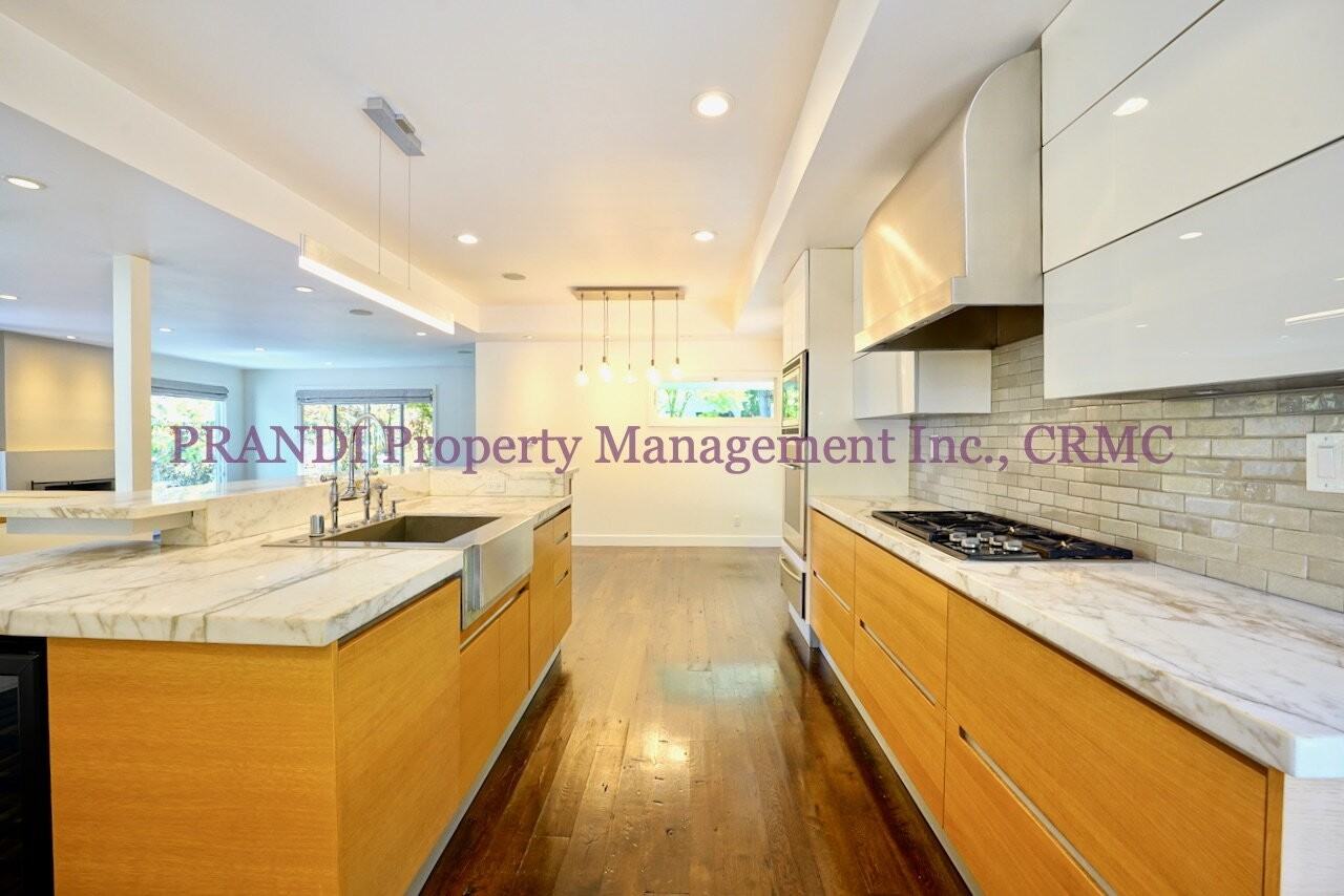 10 Idalia Ct - Photo 5 of 42