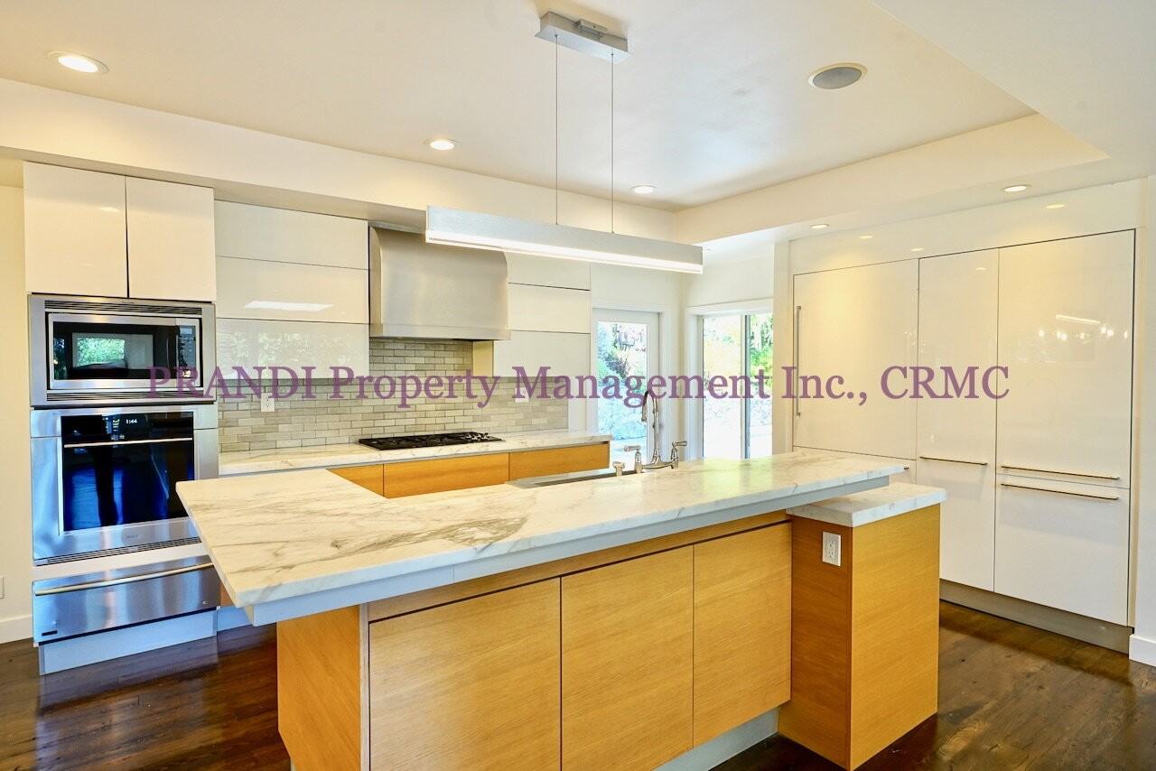 10 Idalia Ct - Photo 7 of 42