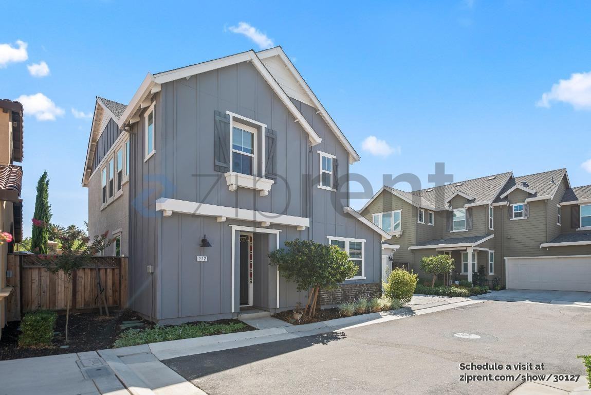 272 W Hopkins Ct - Photo 2 of 39