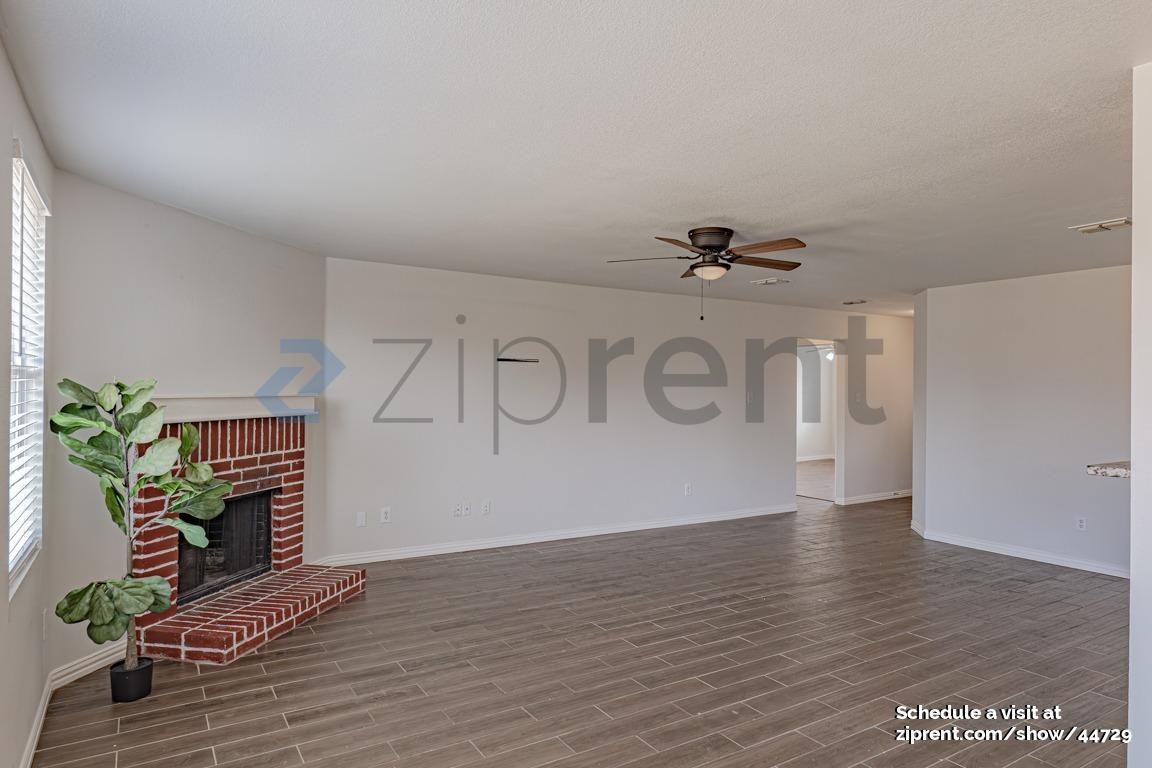 1706 Harvest Crossing Dr #1 - Photo 4 of 21