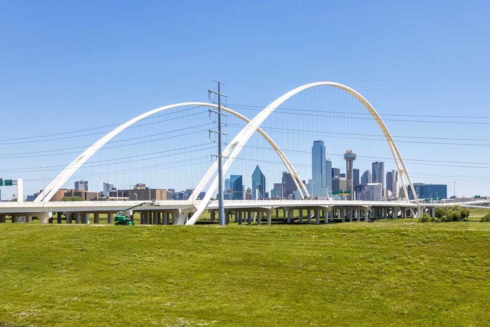 Skyline Trinity - Photo 3 of 50