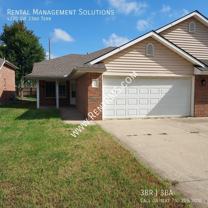 4220 Sw 33rd Ter - Photo 1 of 1