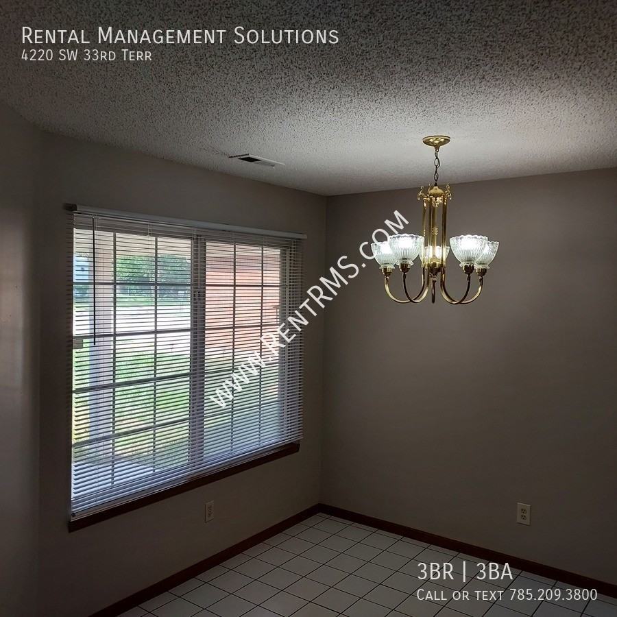 4220 Southwest 33rd Terrace - Photo 5 of 28