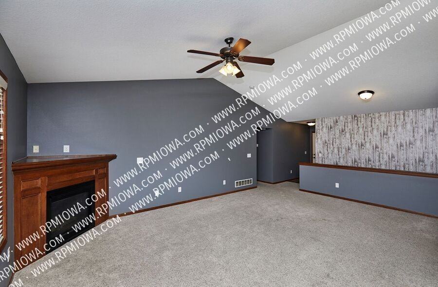 10308 Catalina Dr - Photo 2 of 24