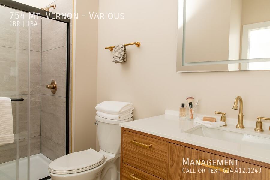 754 Mount Vernon Ave - Photo 2 of 23