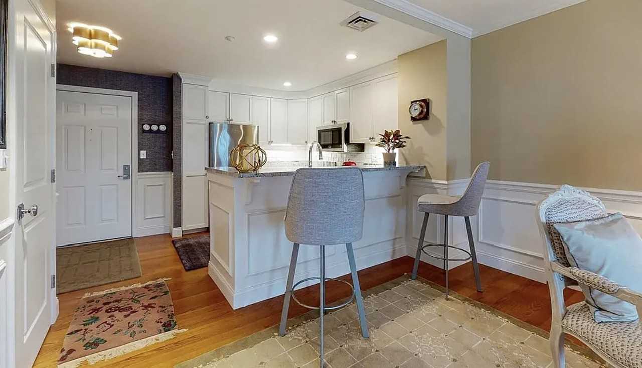 10 Seaport Dr #2103 - Photo 5 of 17