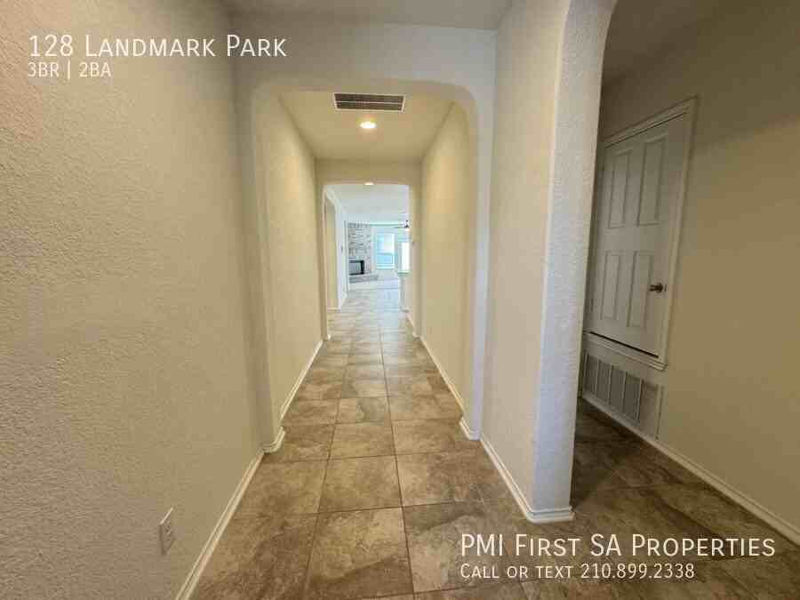 128 Landmark Park - Photo 2 of 19