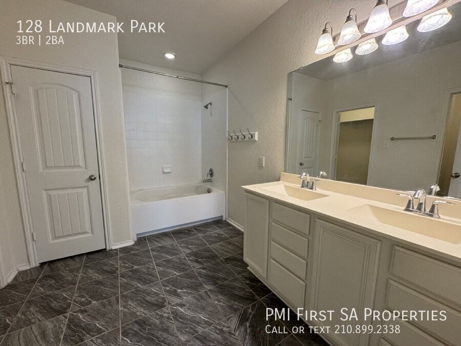 128 Landmark Park - Photo 7 of 19