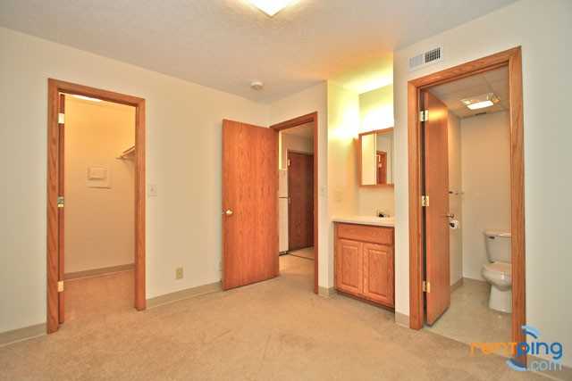 1724 D Street #08 - Photo 7 of 11