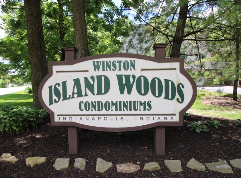 1111 Island Woods Dr - Photo 3 of 27