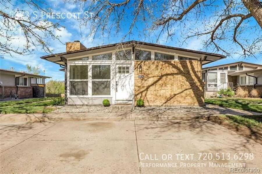 5373 S Prescott St - Photo 2 of 39