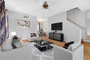 824 S Ivy St - Photo 1 of 1