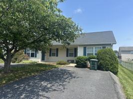 featured image of 2305 Mosley St #B