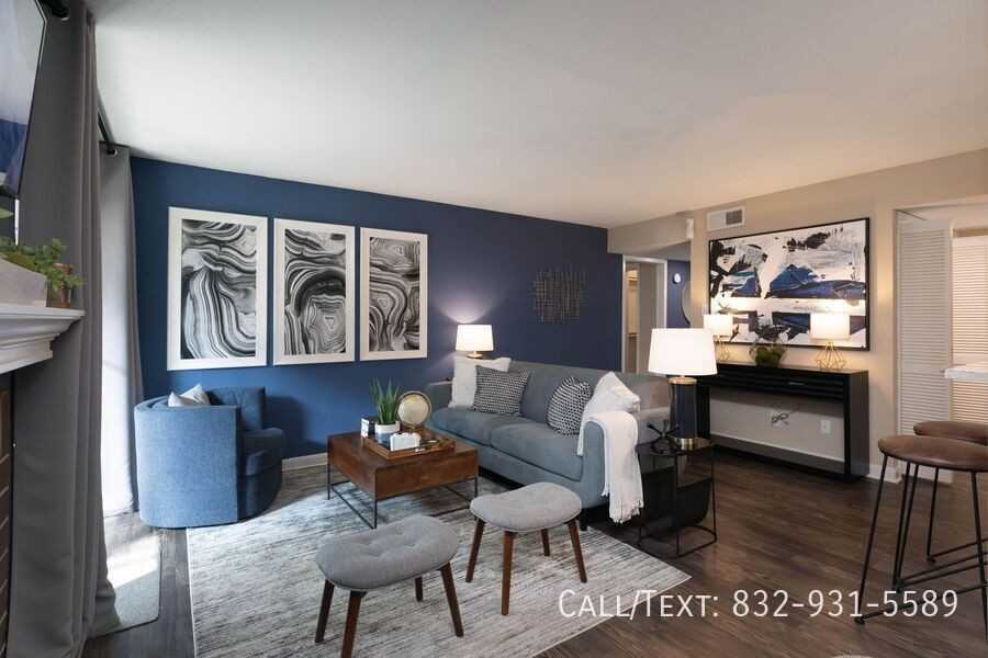 2701 Briarpark Dr #FWT - Photo 4 of 13