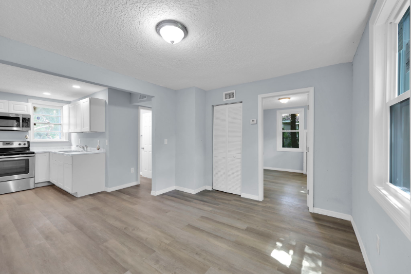 3053 Fitzgerald St - Photo 3 of 18