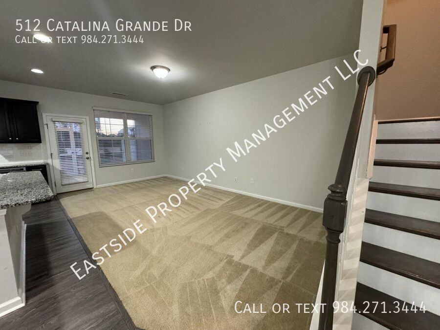 512 Catalina Grande Dr - Photo 3 of 24