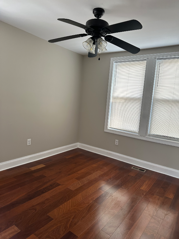 719 N Rosedale St - Photo 4 of 16