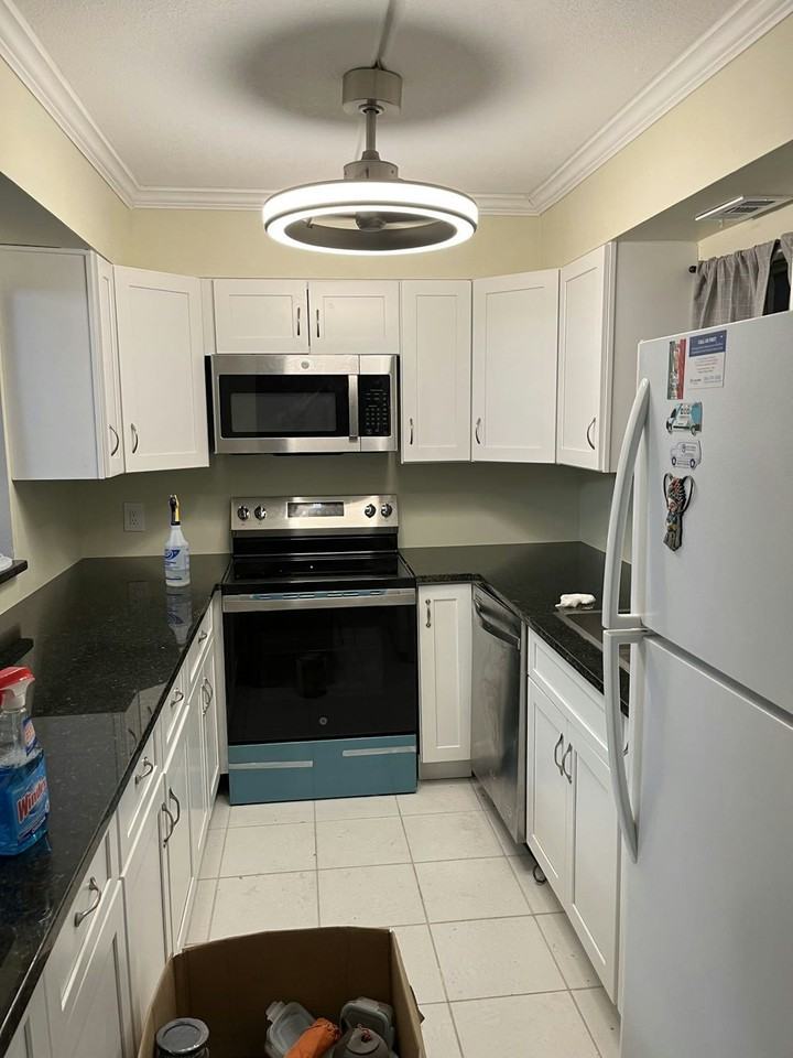 1926 Ocean Shore Boulevard, Unit 111 - Photo 3 of 10