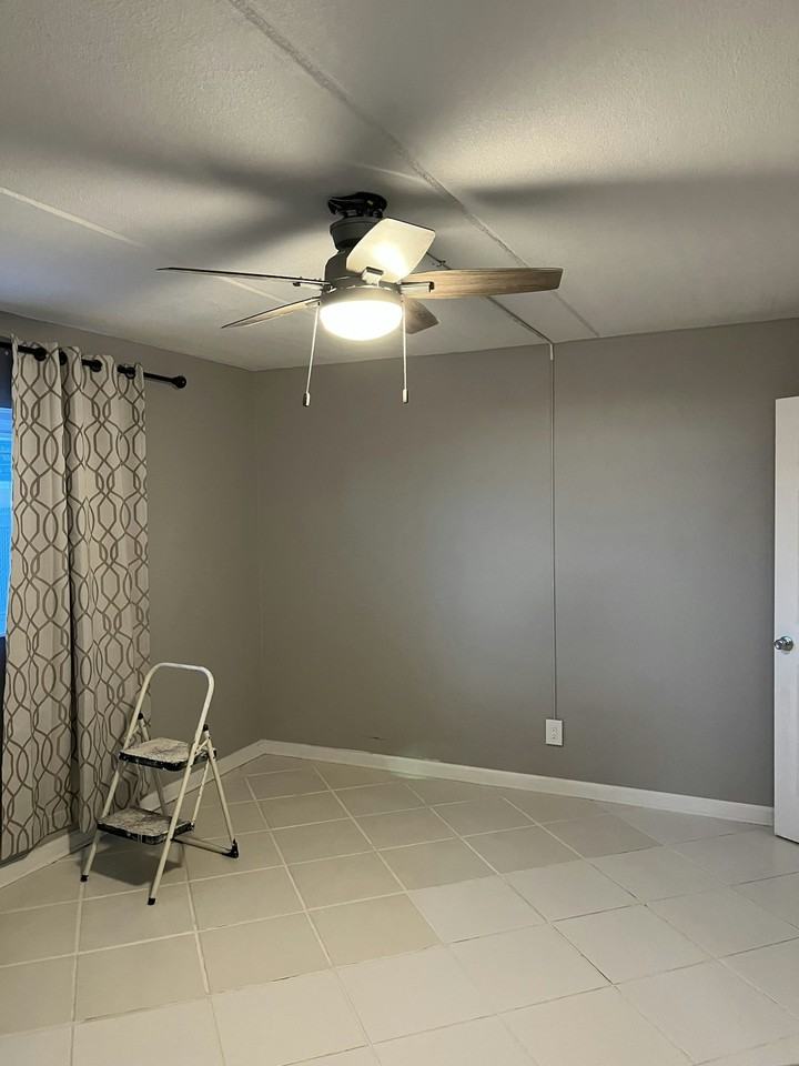 1926 Ocean Shore Boulevard, Unit 111 - Photo 6 of 10