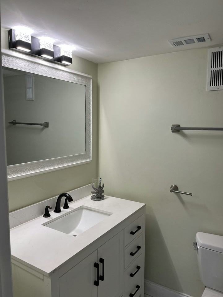 1926 Ocean Shore Boulevard, Unit 111 - Photo 7 of 10