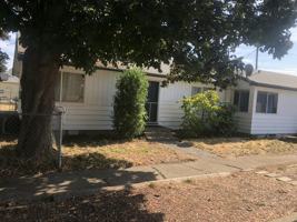 featured image of 2731 E St