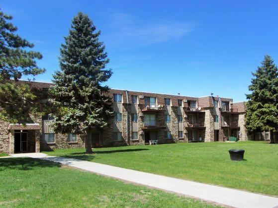 Ridge Crest Apts - Photo 2 of 12