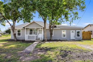 302 E Willis St - Photo 1 of 1