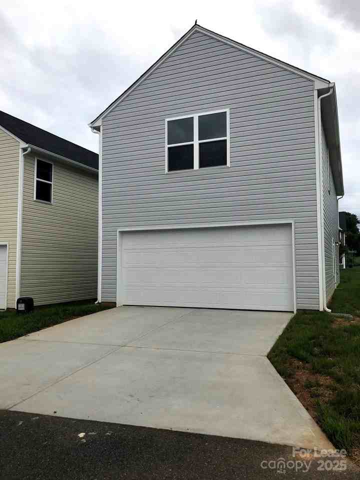 1704 Overcreek Circle - Photo 2 of 12