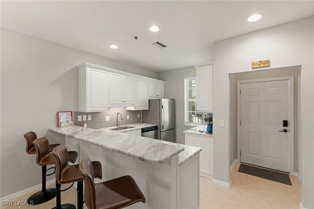 140 Palm Street - Photo 4 of 23