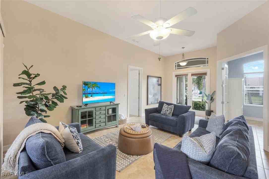 31 Tahiti Rd - Photo 5 of 27