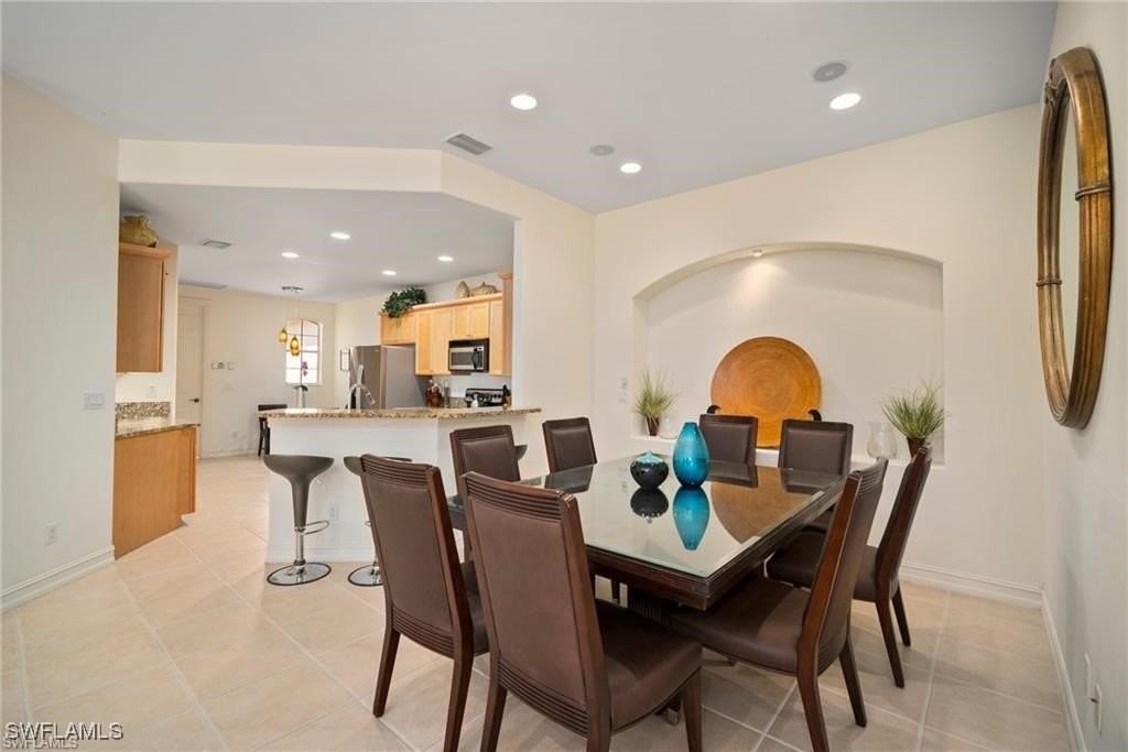 8519 Chase Preserve Dr - Photo 4 of 29