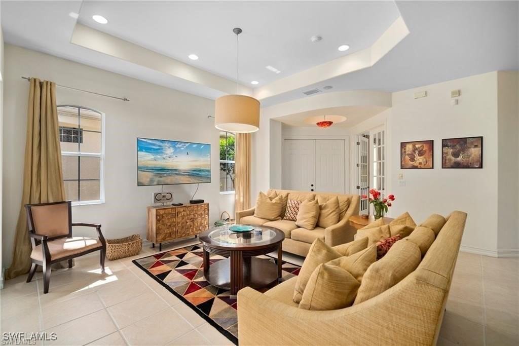 8519 Chase Preserve Dr - Photo 5 of 29