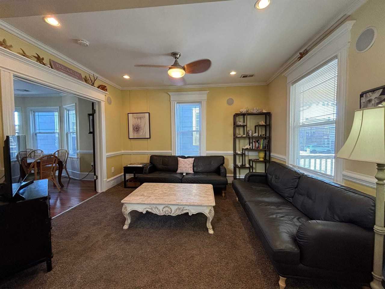 9 N Newport Ave - Photo 6 of 23