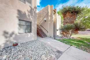 939 Country Club Dr Se Apt J #J - Photo 1 of 1