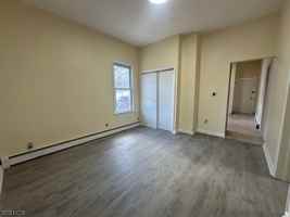 featured image of 22 2nd Ave