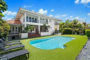 featured image of 6850 Sunrise Ter