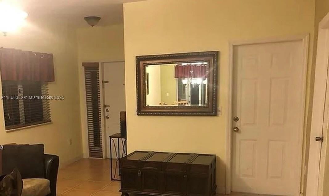 4143 Ne 9th St - Photo 7 of 8