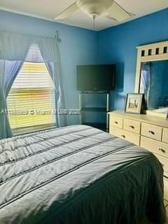 963 Southeast Atlantus Avenue - Photo 7 of 9