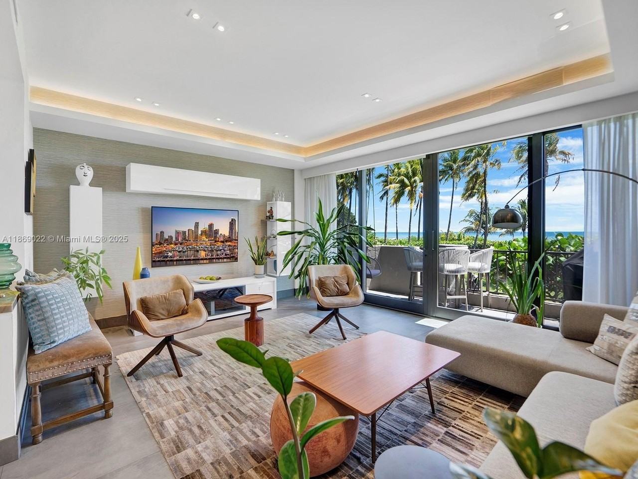 201 Crandon Blvd #176 - Photo 5 of 50